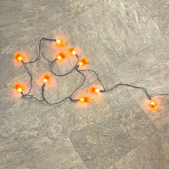 🎃 3/$25 Target Rare Blow Mold Candy Corn Halloween String Lights, Vintage Decor - Picture 5 of 16